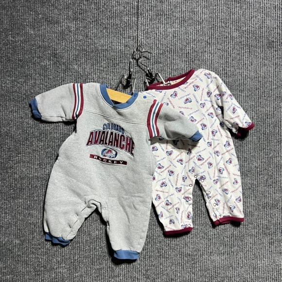 Winning Goal Other - Vintage Colorado Avalanche Romper Set Kids 12M Grey White NHL Hockey